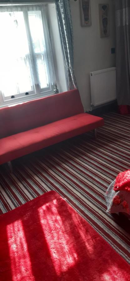Ferienwohnung The Saracens Head Old Lounge Skegness Exterior foto